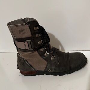 Sorel Major Carly Dark Gray Leather and Canvas Lace Up Combat Boots Size 10.5